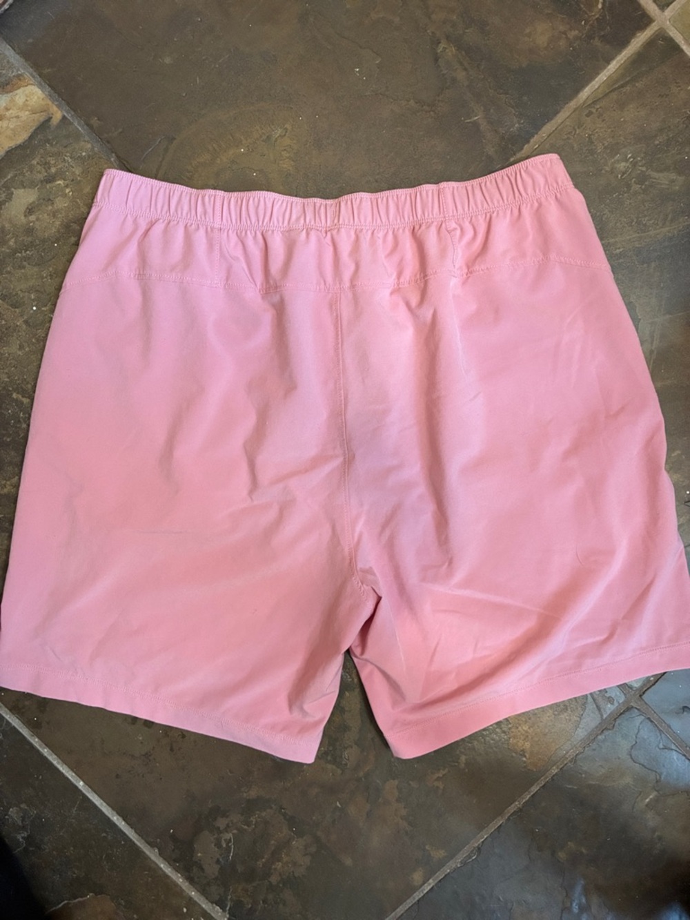 Rhone Essentials training shorts men’s size Medium 7” inseam-light pink - Picture 2 of 6